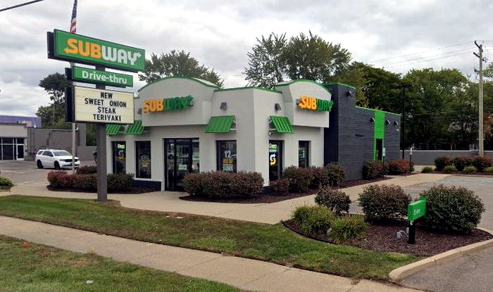 Arthur Treachers Fish & Chips - Warren - 32620 Van Dyke Ave (newer photo)